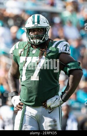 Jacksonville, FL, USA. 30th Sep, 2018. New York Jets offensive guard Brian  Winters (67) during 2nd half NFL football game between the New York Jets  and the Jacksonville Jaguars. Jaguars defeated Jets