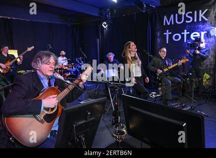 27 February 21 Brandenburg Frankfurt Oder The Band The Murmeltears Gives A Concert On The Stage Of The Kulturmanufaktur Gerstenberg In Frankfurt Oder The Decision Has Been Made To Actively Keep Culture 27 February 21 Brandenburg Frankfurt Oder The Band The Murmeltears Gives A Concert On The Stage Of The Kulturmanufaktur Gerstenberg In Frankfurt Oder The Decision Has Been Made To Actively Keep Culture