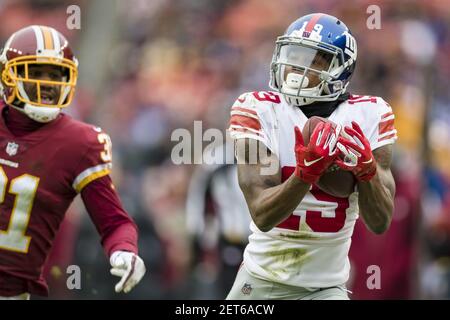 New York Giants cornerback Fabian Moreau (37) defends against the  Washington Commanders during an NFL football game Sunday, Dec. 4, 2022, in  East Rutherford, N.J. (AP Photo/Adam Hunger Stock Photo - Alamy