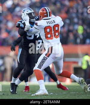 Las Vegas, Nevada, USA. 6th Feb, 2022. Baltimore Ravens tight end Mark  Andrews (89) celebrates after a touchdown reception with Cleveland Browns  offensive line Joel Bitonio (75) during the NFL Pro Bowl