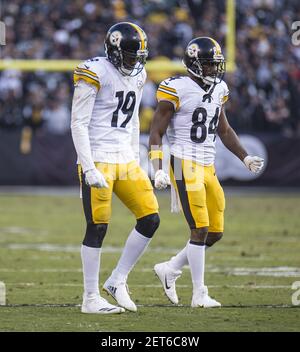 Pittsburgh Steelers wide receiver Antonio Brown (84) during the NFL  football practice on Thursday, May 30, 2013 in Pittsburgh. (AP Photo/Keith  Srakocic Stock Photo - Alamy