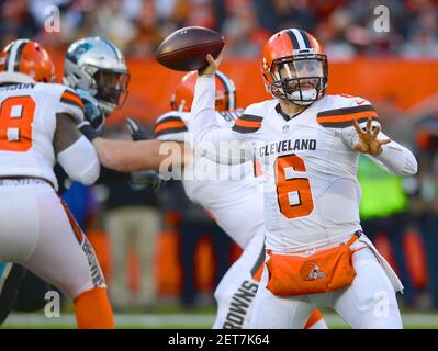 December 9, 2018..Cincinnati Bengals quarterback Jeff Driskel #6 during the  Cincinnati Bengals vs Los Angeles Chargers at Stubhub Center in Carson, Ca  on December 9, 2018. (Photo by Jevone Moore)(Credit Image: ©