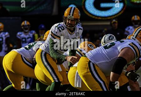 December 23, 2018 - East Rutherford, New Jersey, U.S. - New York Jets  quarterback Sam Darnold (14) passes in the second half during a NFL game  between the Green Bay Packers and