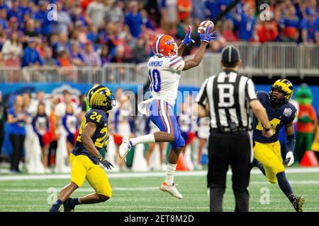 Michigan defensive back Lavert Hill (24) plays against Army in the first  half of an NCAA college football game in Ann Arbor, Mich., Saturday, Sept.  7, 2019. (AP Photo/Paul Sancya Stock Photo - Alamy