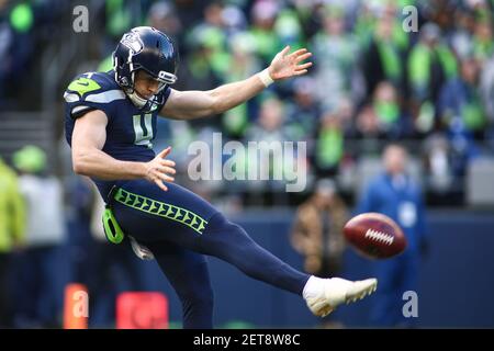 December 30, 2018: Seattle Seahawks wide receiver Doug Baldwin (89) and  Seattle Seahawks wide receiver Tyler Lockett (16) talk before a game  between the Arizona Cardinals and the Seattle Seahawks at CenturyLink