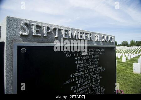 Pentagon Group Burial Marker in Arlington National Cemetery (27067495451). Stock Photo