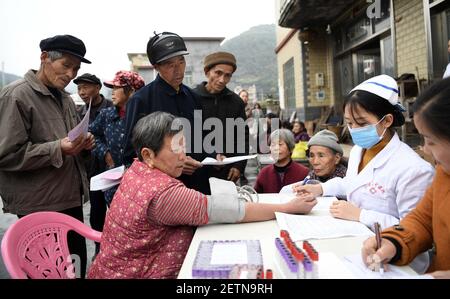 Changsha April 10 17 Xinhua Villagers Perform Folk Dance At The Public Area Of Angdong Hospital At Angdong Village Of Baojing County Central China S Hunan Province March 31 17