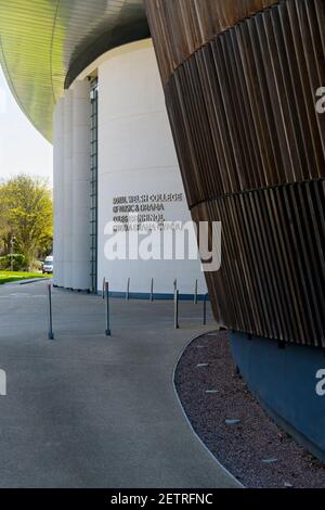 Royal Welsh College of Music and Drama in Cardiff (conservatoire, arts & culture centre) - modernised exterior, main entrance & name sign - Wales, UK. Stock Photo