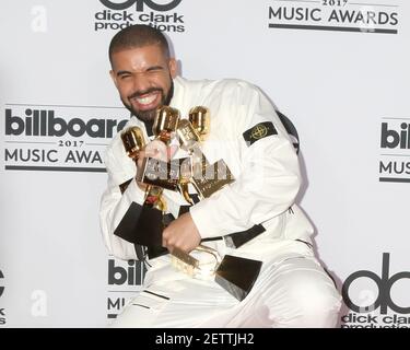 Las Vegas, NV, USA. 21st May, 2017. Drake in the press room for