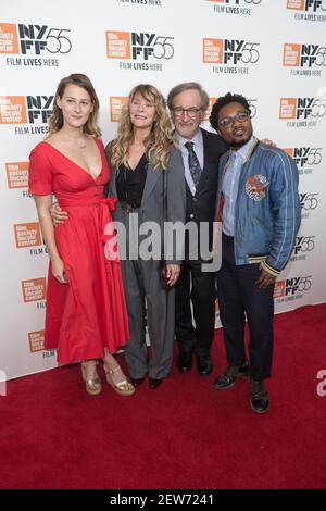 KATE CAPSHAW STEVEN SPIELBERG & CHILDREN NICKELODEON'S 20TH KIDS CHOICE ...