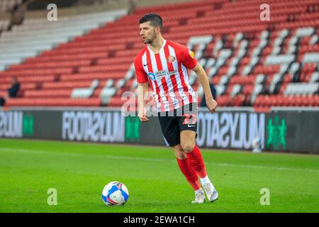 Sunderland, UK. 02nd Mar, 2021. Jordan Jones #27 of Sunderland with the ball in Sunderland, UK on 3/2/2021. (Photo by Iam Burn/News Images/Sipa USA) Credit: Sipa USA/Alamy Live News Stock Photo