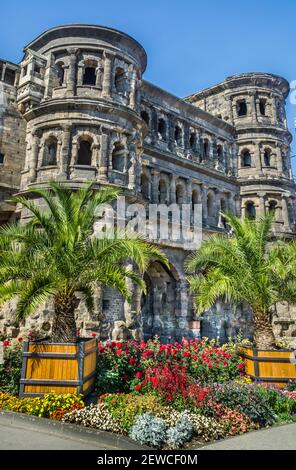 Porta Nigra, Roman city gate in Trier, Rhineland-Palatinate, Germany Stock Photo