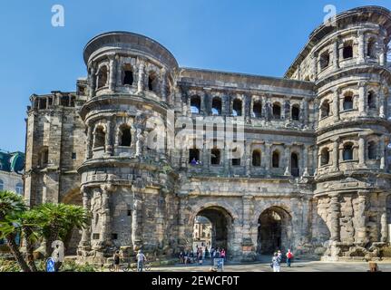 Porta Nigra, Roman city gate in Trier, Rhineland-Palatinate, Germany Stock Photo