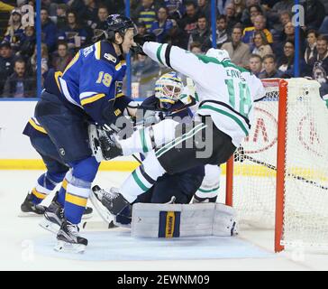 Dallas Stars Right Wing Patrick Eaves (18) Is Hit Hard On The Face By A ...