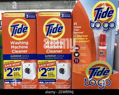 Lima - Circa July 2020: Procter & Gamble Lima manufacturing plant. P&G is  the world's biggest advertiser with dozens of consumer brands and products  Stock Photo - Alamy