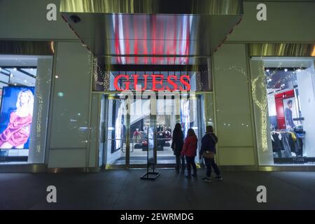 Guess 5th cheap ave