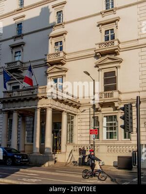 Embassy of the French Republic (France), 58 Knightsbridge, London; designed by Thomas Cubitt in the 1840s Stock Photo