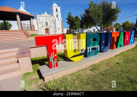Tubutama Mexico. Monumental colored letters with the name of the municipality Tubutama, Sonora, Mexico. (Photo by Luis Gutierrez / Norte Photo)  Tubutama Mexico. Letras monumentales de colores con en nombre del municipio Tubutama, Sonora, Mexico. (Photo by Luis Gutierrez/Norte Photo) Stock Photo