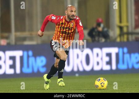 Benevento s Italian midfielder Pasquale Schiattarella during the