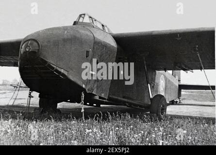 General Aircraft Hamilcar glider of 298 Airborne Squadron RAF. Towedd by a Handley Page Halifax aircraft of 298 Squadron, these heavy lift gliders could transport a light tank or two Bren Gun Carriers Stock Photo