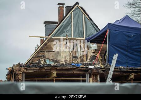 Nortorf, Germany. 04th Mar, 2021. A row end house destroyed after an explosion. The police found a body in the house. Credit: Gregor Fischer/dpa/Alamy Live News Stock Photo