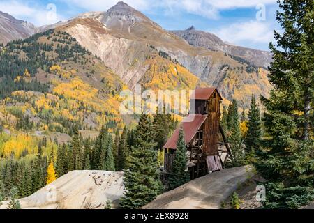 Ruins of the old Yankee Girl Gold Mine in the San Juan Mountains near Ouray, Colorado Stock Photo