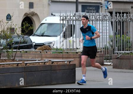 Laurent Thillaye du Boullay finishes his marathon challenge of running around the map of France using the GPS Drawing in Paris, France, on March 04, 2021. Photo by Aurore Marechal/ABACAPRESS.COM Stock Photo