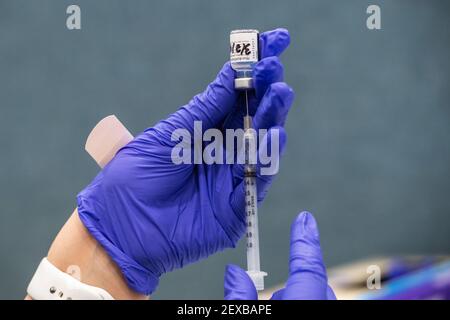 USA. 03rd Mar, 2021. March 03, 2021 - Buffalo, NY- FEMA partnering with New York State opens additional Covid-19 Vaccination Center at Delavan Grider Community Center in Buffalo (Darren McGee- Office of Governor Andrew M. Cuomo via Credit: Sipa USA/Alamy Live News Stock Photo