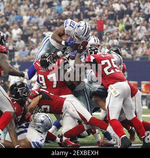 September 20, 2015: Dallas Cowboys running back Joseph Randle (21) runs  with the ball during the NFL game between the Dallas Cowboys and the  Philadelphia Eagles at Lincoln Financial Field in Philadelphia