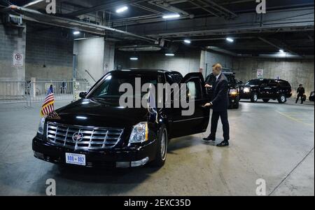 WASHINGTON, DC - OCTOBER 8: A Secret Service Agent stands still next to U.S. President Barack Obama's car named 'the beast' in a underground parking at the Congressional Hispanic Caucus Institute's 38th Anniversary Awards Gala at the Washington Convention Center October 8, 2015 in Washington, DC.(Photo by Olivier Douliery/Pool) *** Please Use Credit from Credit Field ***