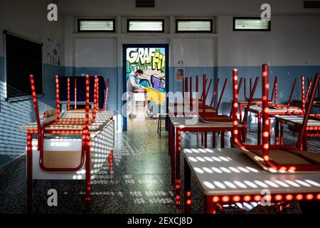 Milan, Italy. 04th Mar, 2021. Milan - COVID-19 dark orange area - Trilussa elementary school in via graf. Last day of school in attendance before closing due to new ordinance. Chairs and desks in an empty classroom Editorial Usage Only Credit: Independent Photo Agency/Alamy Live News Stock Photo