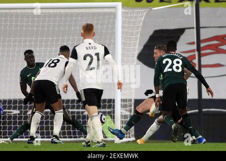 London, UK. 04th Mar, 2021. Josh Maja of Fulham (2R) ‘scores' his teams first goal which is ruled out/dissalowed by var after a hand ball by Mario Lemina of Fulham (18).Premier League match, Fulham v Tottenham Hotspur at Craven Cottage in London on Thursday 4th March 2021. this image may only be used for Editorial purposes. Editorial use only, license required for commercial use. No use in betting, games or a single club/league/player publications. pic by Steffan Bowen/Andrew Orchard sports photography/Alamy Live news Credit: Andrew Orchard sports photography/Alamy Live News Stock Photo