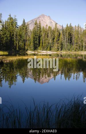 Four Mile Lake Mount McLoughlin Klamath County Oregon Cascade Mountains Stock Photo