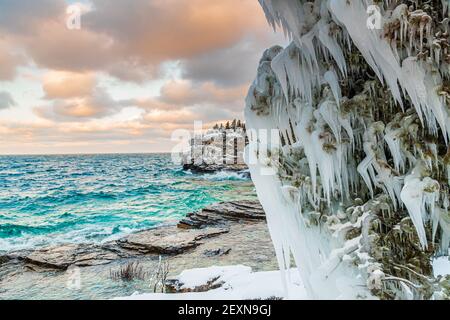Indian Head Cove & The Grotto Bruce Peninsula National Park Tobermory Ontario Canada in winter Stock Photo
