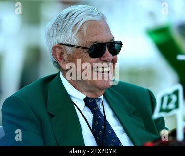 Carolina Panthers team owner Jerry Richardson and head coach John Fox chat  during football practice Thursday, May, 28, 2009, in Charlotte, N.C. (AP  Photo/The Charlotte Observer, Jeff Siner Stock Photo - Alamy