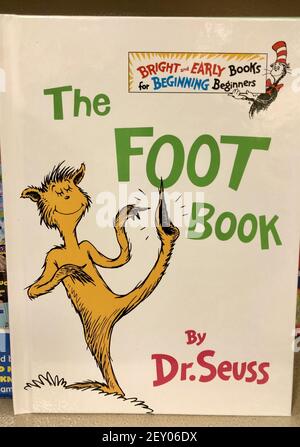 OCEAN SPRINGS, UNITED STATES - Mar 02, 2021: Cover of the Children’s book, “The Foot Book” by Dr. Seuss. Stock Photo