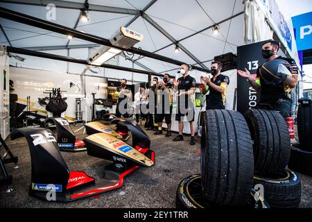 mecaniciens mechanics DS Techeetah, portrait during the 2020 Berlin E-Prix I, 7th round of the 2019-20 Formula E championship, on the Tempelhof Airport Street Circuit from August 5 to 6, in Berlin, Germany - Photo Germain Hazard / DPPI