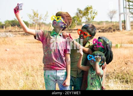 Holi Festival Indian Boy Stock Photo - Download Image Now - 2015, Culture  of India, Hinduism - iStock