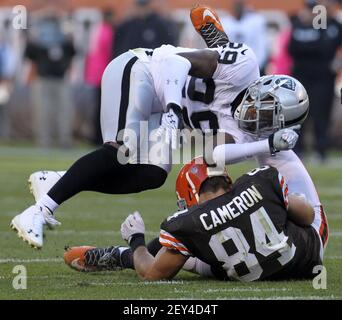 Cleveland Browns tight end Jordan Franks (87) warms up before an NFL  preseason football game against the Jacksonville Jaguars, Saturday, Aug.  14, 2021, in Jacksonville, Fla. (AP Photo/Phelan M. Ebenhack Stock Photo -  Alamy