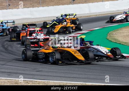 30 Deledda Alessio (ita), Campos Racing, Dallara F3 2019, action and 24 Fraga Igor (bra), Charouz Racing System, Dallara F3 2019, action during the 6th round of the 2020 FIA Formula 3 Championship from August 14 to 16, 2020 on the Circuit de Barcelona-Catalunya, in Montmelo, near Barcelona, Spain - Photo Xavi Bonilla / Dutch Photo Agency / DPPI Stock Photo