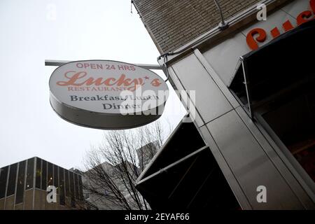 https://l450v.alamy.com/450v/2eyaf66/exterior-view-of-luckys-cafe-one-restaurant-located-in-midtown-manhattan-that-is-voluntarily-adopting-the-citys-ban-on-sugary-drinks-beverage-size-serving-to-no-larger-than-16-ounces-the-ban-on-drink-sizes-larger-than-16-ounces-proposed-by-the-new-york-city-mayor-michael-bloomberg-was-overturned-in-new-york-supreme-court-the-proposed-ban-was-to-help-stop-an-obesity-epidemic-photo-by-anthony-beharsipa-usa-2eyaf66.jpg