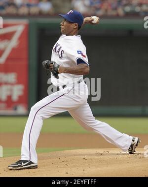 during game 3 of the 2010 World Series between the San Francisco Giants and  the Texas Rangers on Saturday, Oct. 30, 2010 in Arlington, Tx. (Michael  Macor/San Francisco Chronicle via AP Stock Photo - Alamy