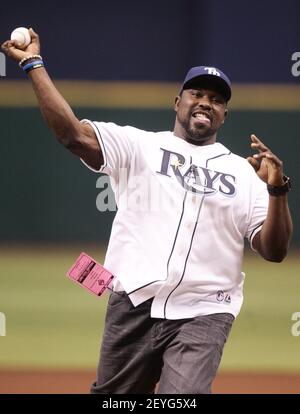 Warren Sapp of the Tampa Bay Buccaneers Stock Photo - Alamy