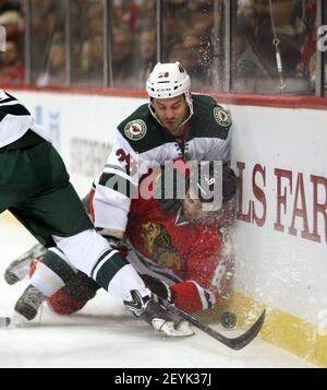 Minnesota Wild center Zenon Konopka (28) warms up prior to an NHL ...