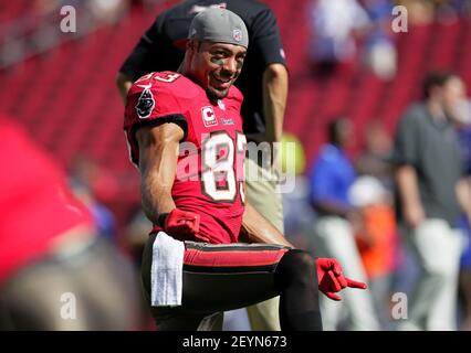 Buffalo Bills' James Hardy makes a catch during football minicamp at Ralph  Wilson Stadium in Orchard Park, N.Y., Thursday, June 12, 2008. (AP  Photo/David Duprey Stock Photo - Alamy