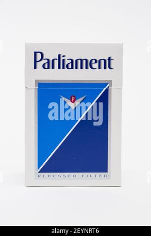 parliament shorts cigarettes Lights Tshirt 1960s Parliament cigarettes ad Round