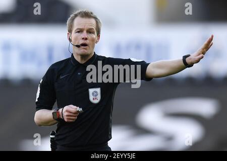 Swansea, UK. 06th Mar, 2021. referee Gavin Ward during the game in Swansea, UK on 3/6/2021. (Photo by Mike Jones/News Images/Sipa USA) Credit: Sipa USA/Alamy Live News Stock Photo