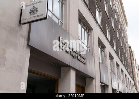 LONDON, ENGLAND - OCTOBER 23, 2020:  Exterior entrance to the Central Family Court, Principal Registry of the Family Division of the High Court, in Ho Stock Photo