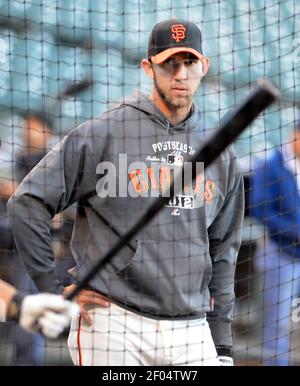 San Diego Padres catcher Mike Piazza awaits his turn in the batting cage  prior to game against the Colorado Rockies at Coors Field in Denver July  27, 2006. (UPI Photo/Gary C. Caskey