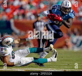 Tennessee Titans outside linebacker Akeem Ayers (56) watches from